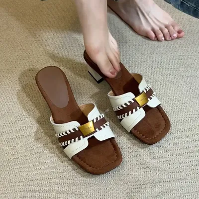 TOE SQUARE HEAD SANDALS